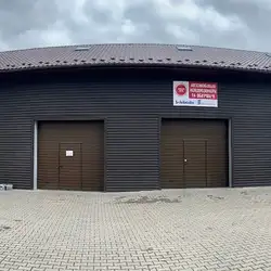GARAGE AUTO
