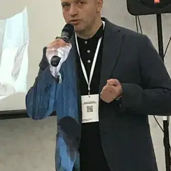 Артем Хмелевський психолог