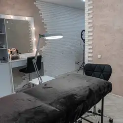 Beauty hall