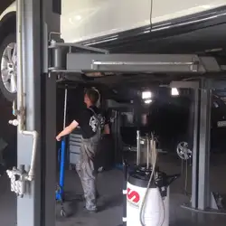 GARAGE