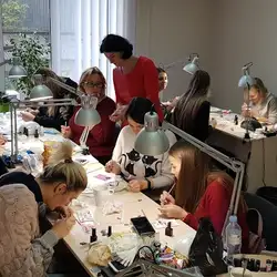 Чарівний нігтик
