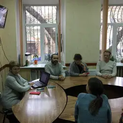 Перший Центр Іноземних Мов
