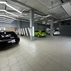 LED Garage - 56-а Садова вулиця