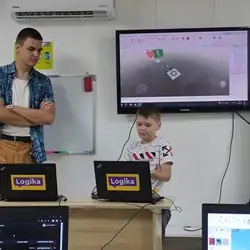 Школа програмування та англійської мови Logika - Долина