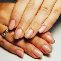 Nails-Up
