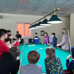 Більярдний клуб DK
