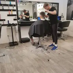 COLOR CUT