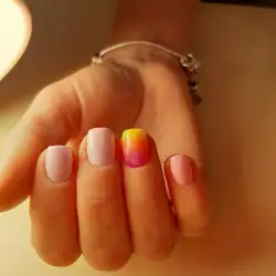 Jul_nails_art