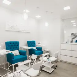 White – nail студія