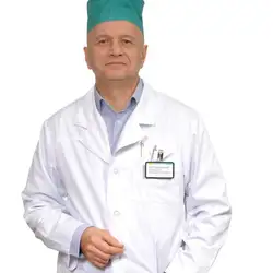 Нейрохірург-онколог Геннадій Хмельницький