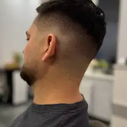 Crovv Barber