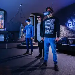 CUBE - Джона Маккейна