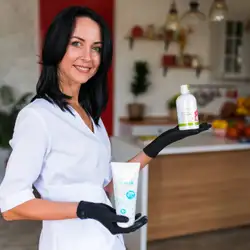 Косметолог Надія Додонова