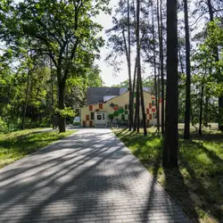 Приватна клініка Healing