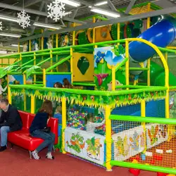 Дитячий розважальний центр Мадагаскар