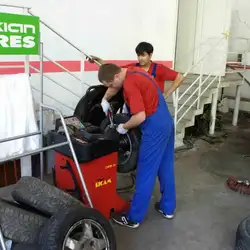 Автоцентр Європа