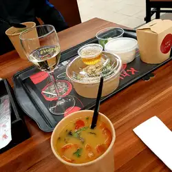 Khu Yum — Київ