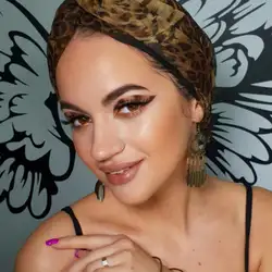 Олена Іванова