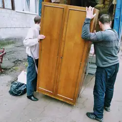 Грузовичек