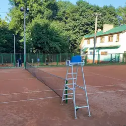 Тенісні корти Чернівецької обласної ДЮСШ