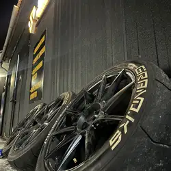 SuperWheels - Сирецька — Київ
