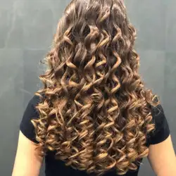 M.KrisTi